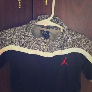 Jordan short sleeve zip up sweater 12M